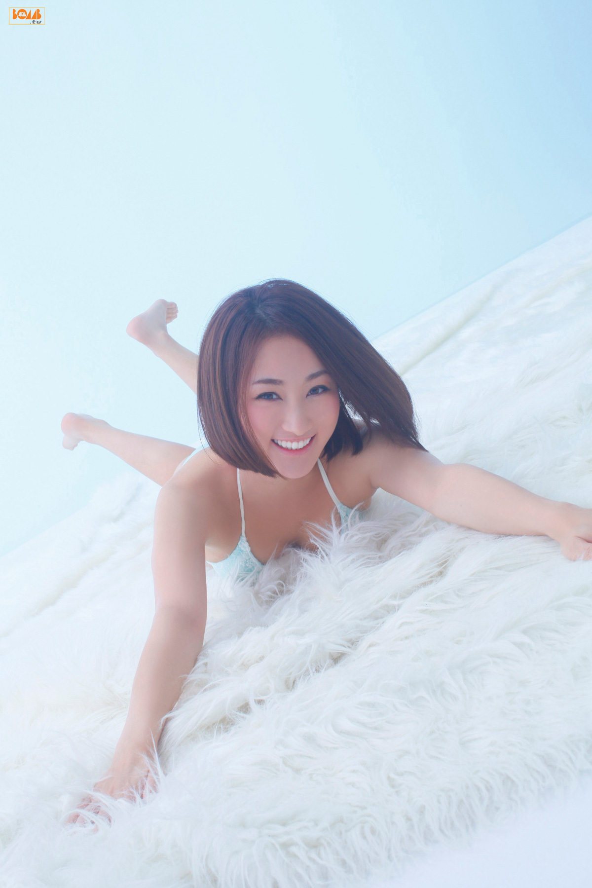 Yoshinaga Mika[ BOMB.TV ]20101 beauty pictures